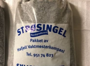 Levering av ved og strøsingel